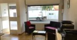 À louer local commercial ou professionnel de 41 m2 situé au centre-ville de La Ravine des Cabris Réunion