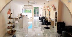 En vente le fonds de commerce du salon de coiffure Amélie Rose situé en plein centre-ville de Saint-Paul Réunion
