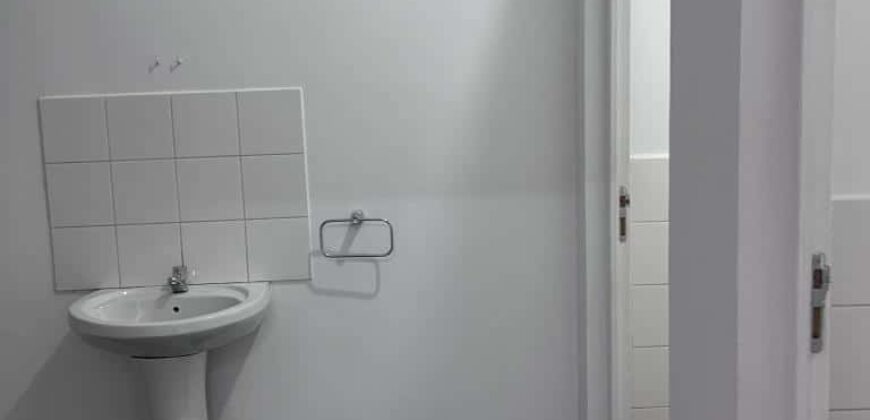 À louer deux entrepôts sécurisés de 630 m² et 874 m² à Ambohibao Tananarive