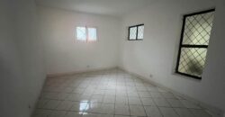 À louer, locaux professionnels neufs avec excellente visibilité à Anosisoa Ambohimanarina Tananarive