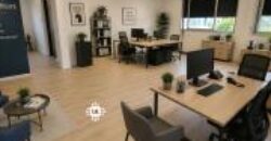À louer un local professionnel ou commercial d’environ 66 m2 situé en plein centre-ville du Tampon