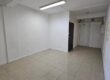 À louer local commercial de 33 m² à La Grande Montée Sainte-Marie Réunion